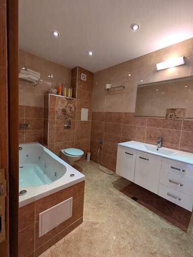 Verkauf - Wohnung in Wazrajdane,  Burgas