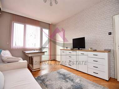 Kira - Apartman olarak Mladost 1,  Varna