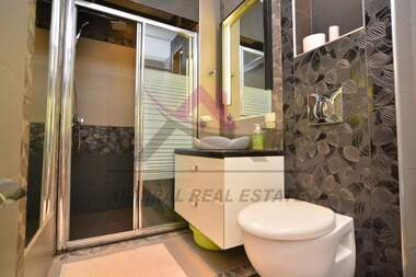 Închiriere - Apartament în Liatno kino Trakia,  Varna