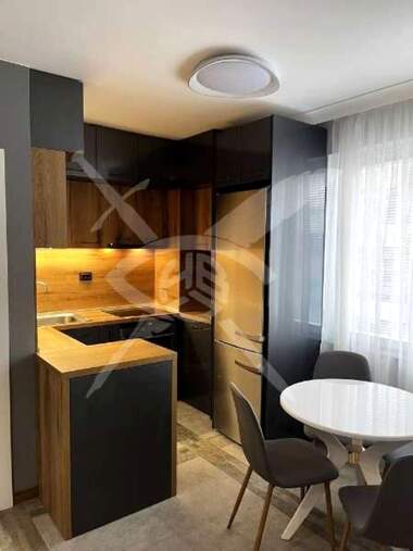 Închiriere - Apartament în Kamenița 1,  Plovdiv