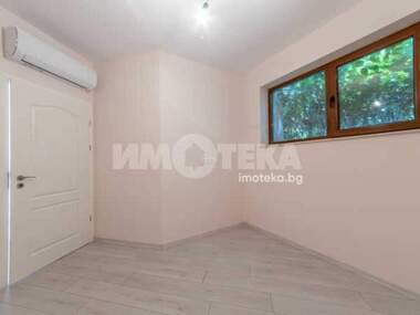 For sale - Apartment in k.k. Chayka,  Varna