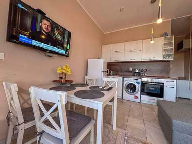 Închiriere - Apartament în Zornița,  Burgas