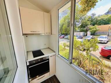 Vânzare - Apartament în Lazur,  Burgas