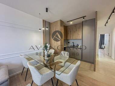 Продажба - Апартамент в Тракия,  Пловдив