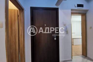Ενοίκιο - Διαμέρισμα σε Център,  София