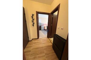 Închiriere - Apartament în Pobeda,  Varna