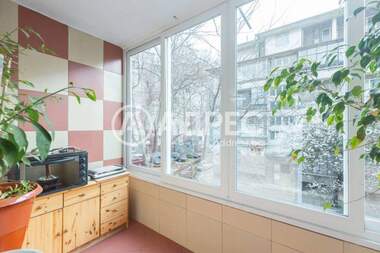 Închiriere - Apartament în Neptun,  Varna