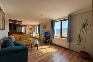 For sale - House in Ledenik,  Veliko Tyrnovo