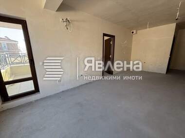 Продажба - Апартамент в Свети Влас,  Бургас