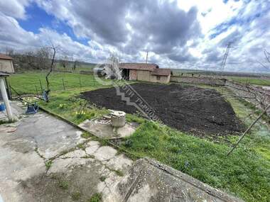 Продажба - Къща в Караисен,  Велико Търново