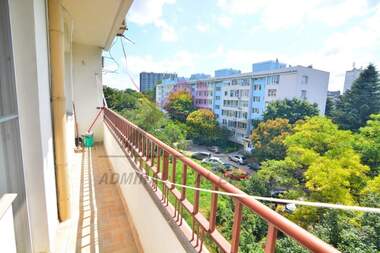 Închiriere - Apartament în Ceaîka,  Varna