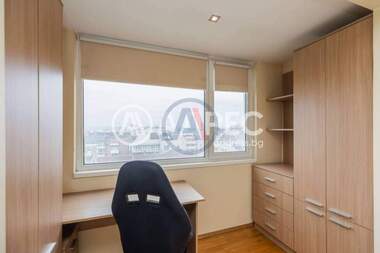 For sale - Apartment in Vazrajdane 1,  Varna