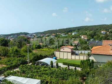 For sale - House in Vinica,  Varna