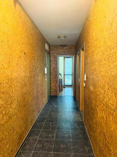 Verkauf - Wohnung in Wazrajdane,  Burgas