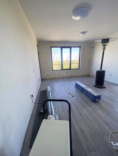 Vânzare - Apartament în Topola,  Dobrice
