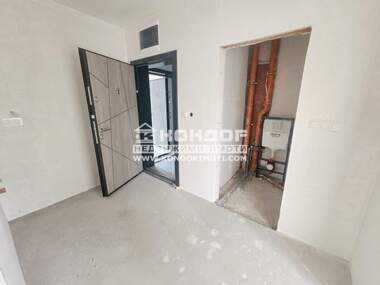 Vânzare - Apartament în Komatevo,  Plovdiv