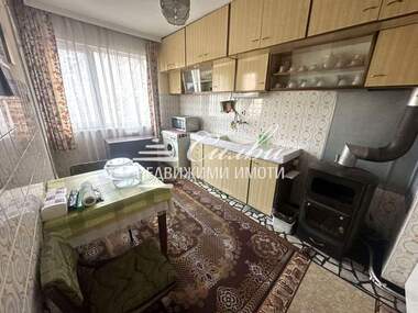 Продажба - Апартамент в Център,  Шумен
