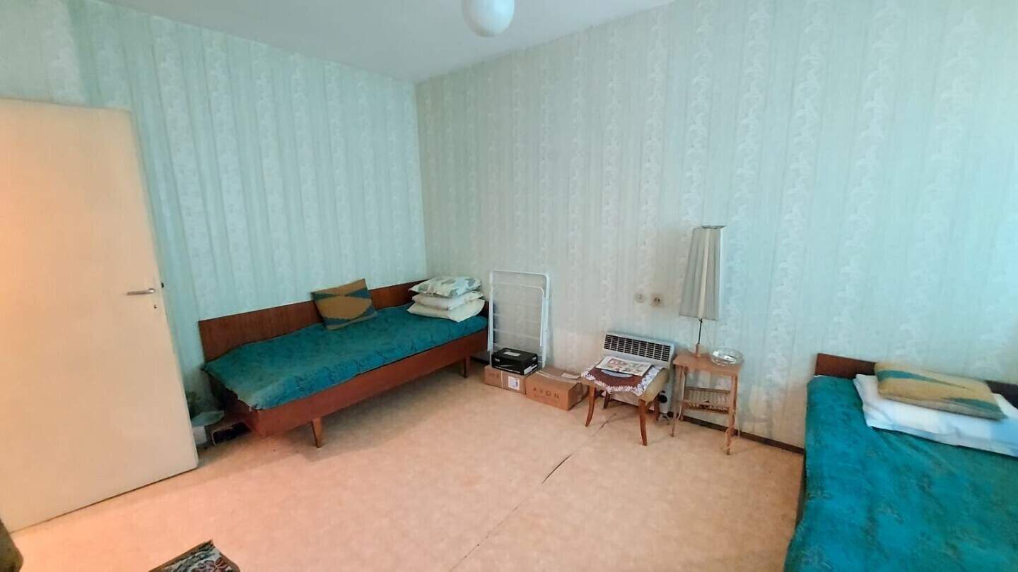 Тристаен Апартамент в Дружба 1, Хасково – снимка 6