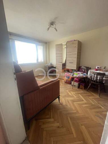 Продажба - Апартамент в Левски,  Варна