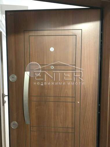 Vânzare - Apartament în Vinița,  Varna