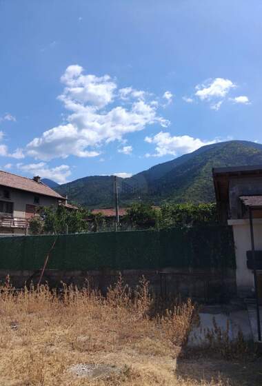 Verkauf - Etage von Haus in Bistriza,  Küstendil
