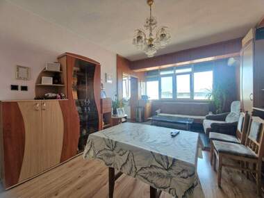 Продажба - Апартамент в Център,  Русе