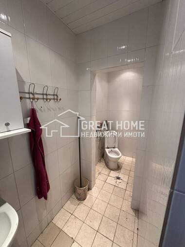 For rent - Store in Promishlena zona,  Targovishte