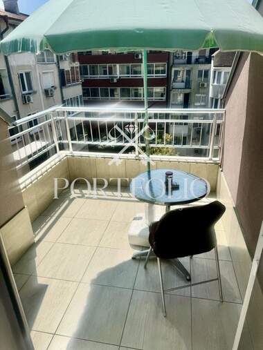 For sale - Apartment in Vazrajdane,  Burgas