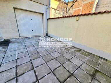 Vânzare - Apartament în Center,  Plovdiv