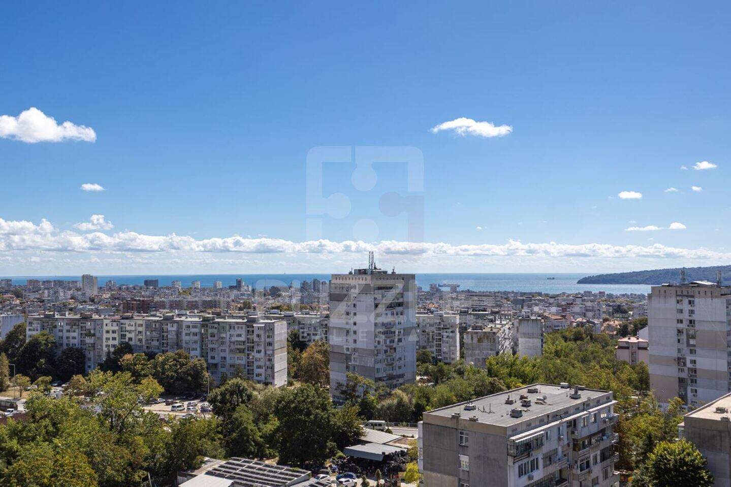 Четиристаен Апартамент в Изгрев, Варна – снимка 5