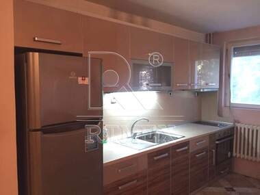 For rent - Apartment in Mladejki halm,  Plovdiv