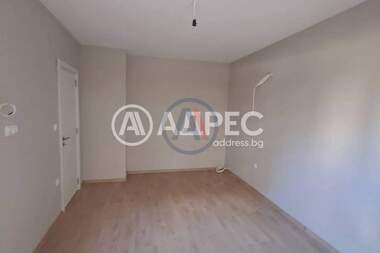 Vânzare - Apartament în Center,  Varna