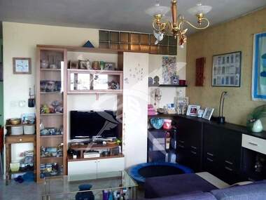 Vânzare - Apartament în Oboriștie,  Sofia