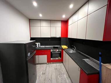 Miete - Wohnung in Mladejki halm,  Plowdiw