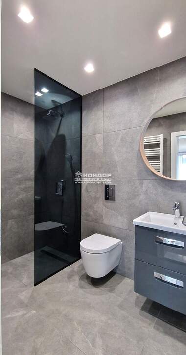 Vânzare - Apartament în Kărșiaka,  Plovdiv