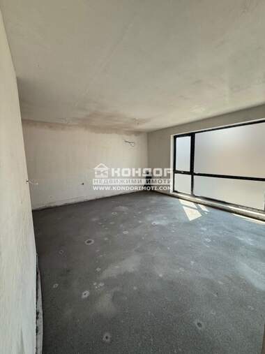 Vânzare - Apartament în Hristo Smirnenski,  Plovdiv
