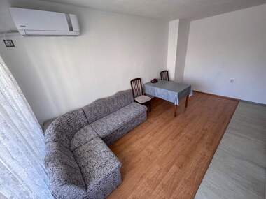 Miete - Wohnung in Izgrew,  Burgas