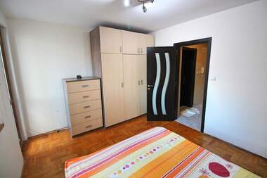 Închiriere - Apartament în Țentăr,  Burgas