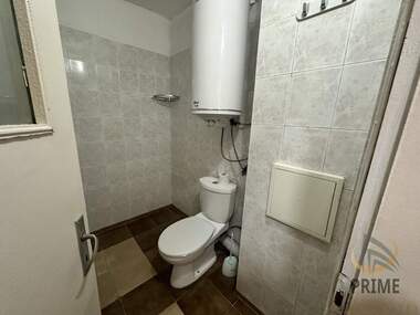 Miete - Wohnung in Wazrajdane,  Burgas