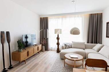 Închiriere - Apartament în Slaveîkov,  Burgas