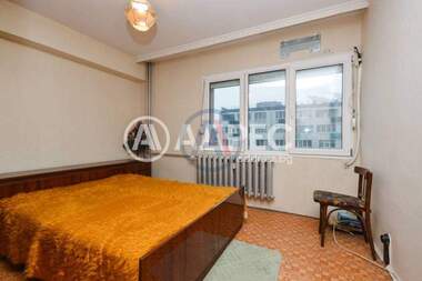 Vânzare - Apartament în Slaveîkov,  Burgas