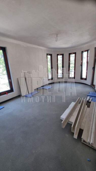 Продажба - Апартамент в Централна поща,  Варна