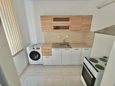 Miete - Wohnung in Izgrew,  Burgas