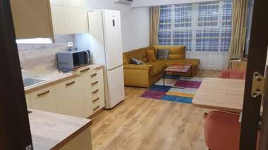 Miete - Wohnung in Mladejki halm,  Plowdiw
