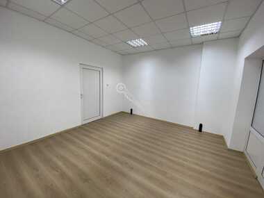 For rent - Office in Centеr,  Veliko Tarnovo