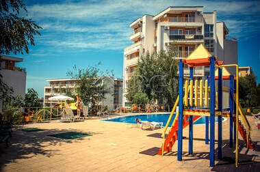 Vânzare - Apartament în Elenite,  Burgas