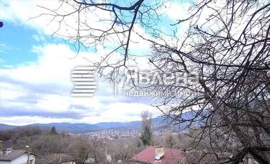 Продажба - Къща в Земен,  Перник