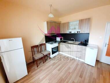 For rent - Apartment in Mladost 1,  Varna