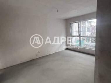 Vânzare - Apartament în Vinița,  Varna