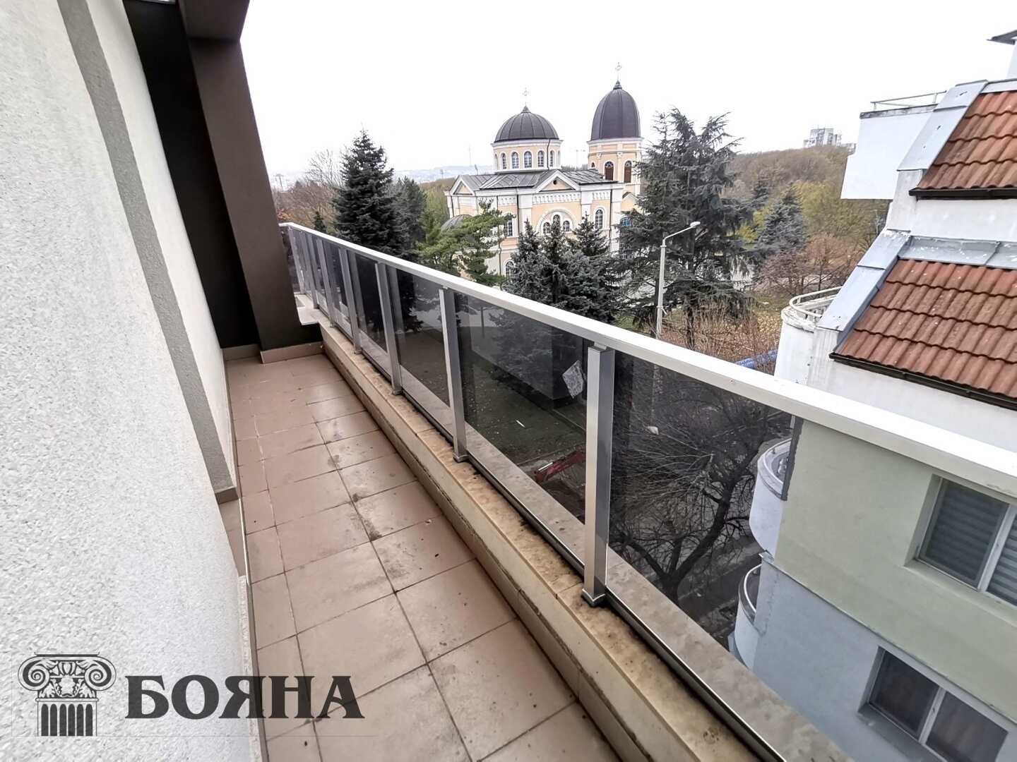 Двустаен Апартамент в Ялта, Русе – снимка 10